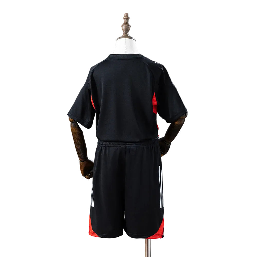 KIT INFANTIL DO BENFICA 25/26 TREINO PRETO