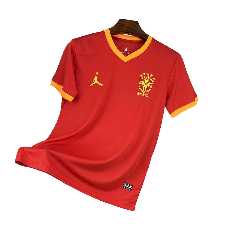 CAMISOLA DA SELEÇÃO DO BRASIL 25/26 VERMELHO