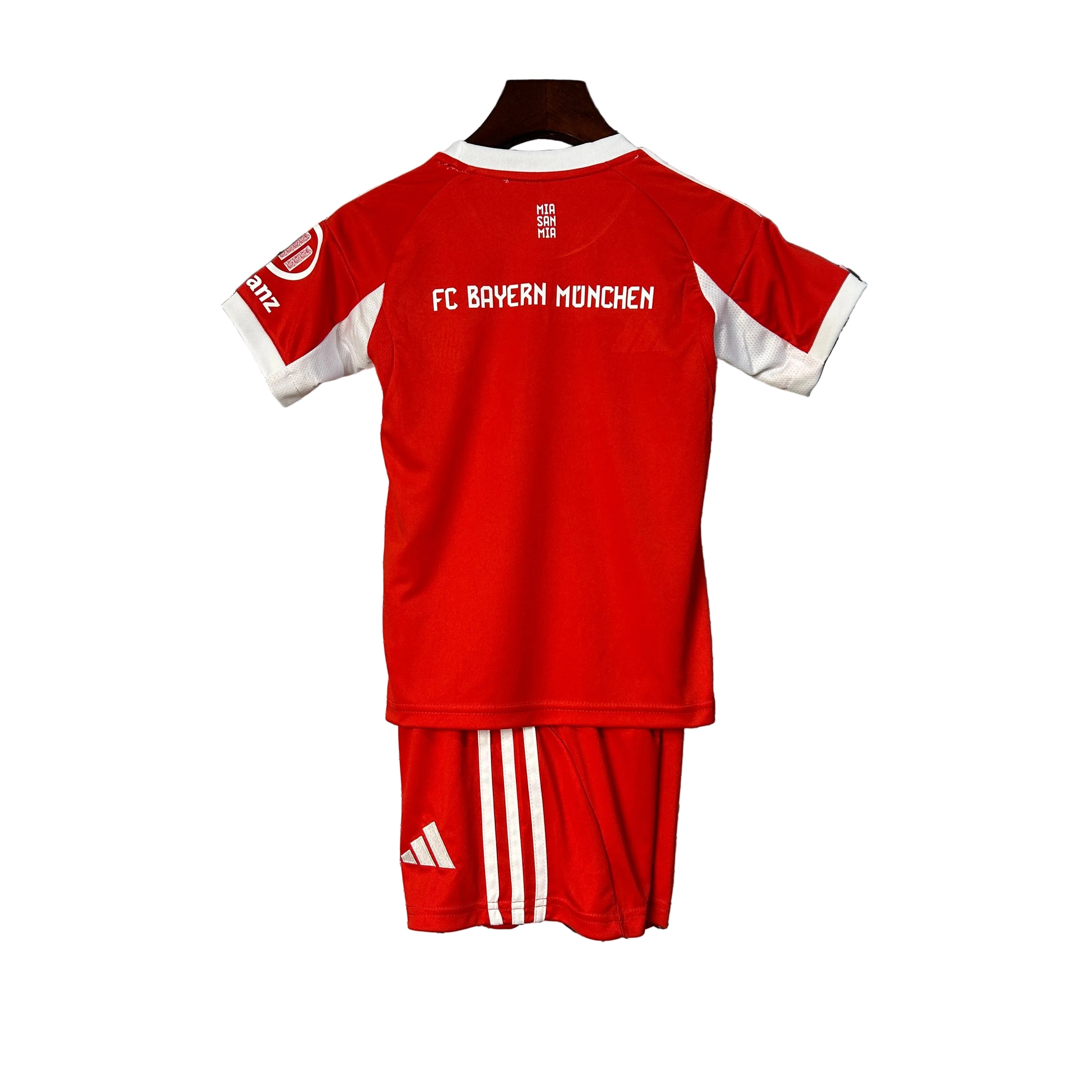 KIT INFANTIL DO BAYENR MUNICH 25/26 VERMELHO