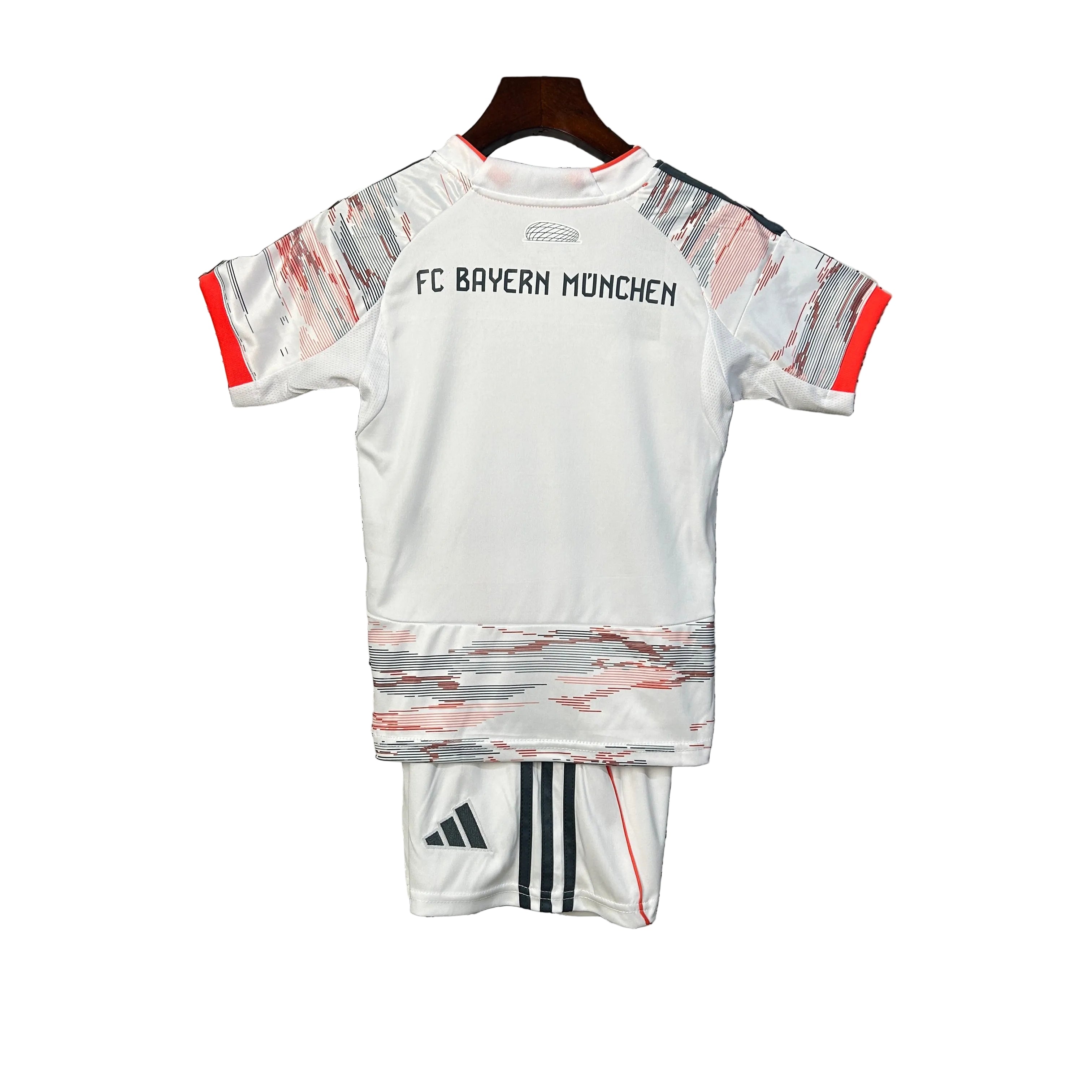KIT INFANTIL DO BAYERN MUNICH 25/26 MULTICOLOR