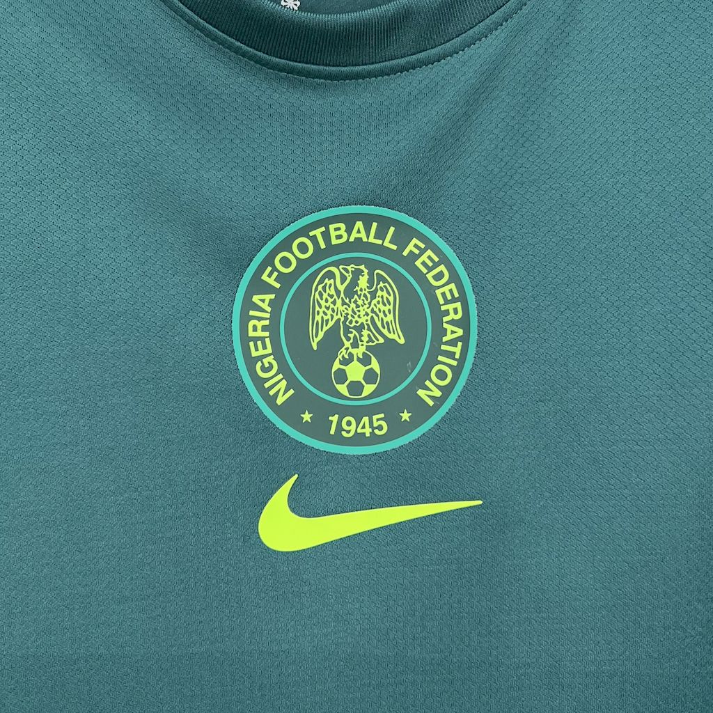 CAMISOLA DA SELEÇÃO DA NIGERIA 25/26 VERDE
